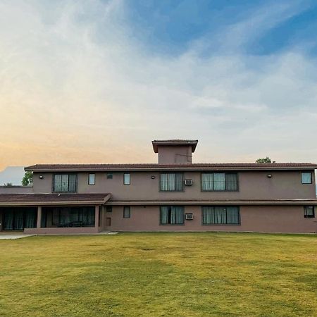 Villa White Stallion à Lonavala Extérieur photo