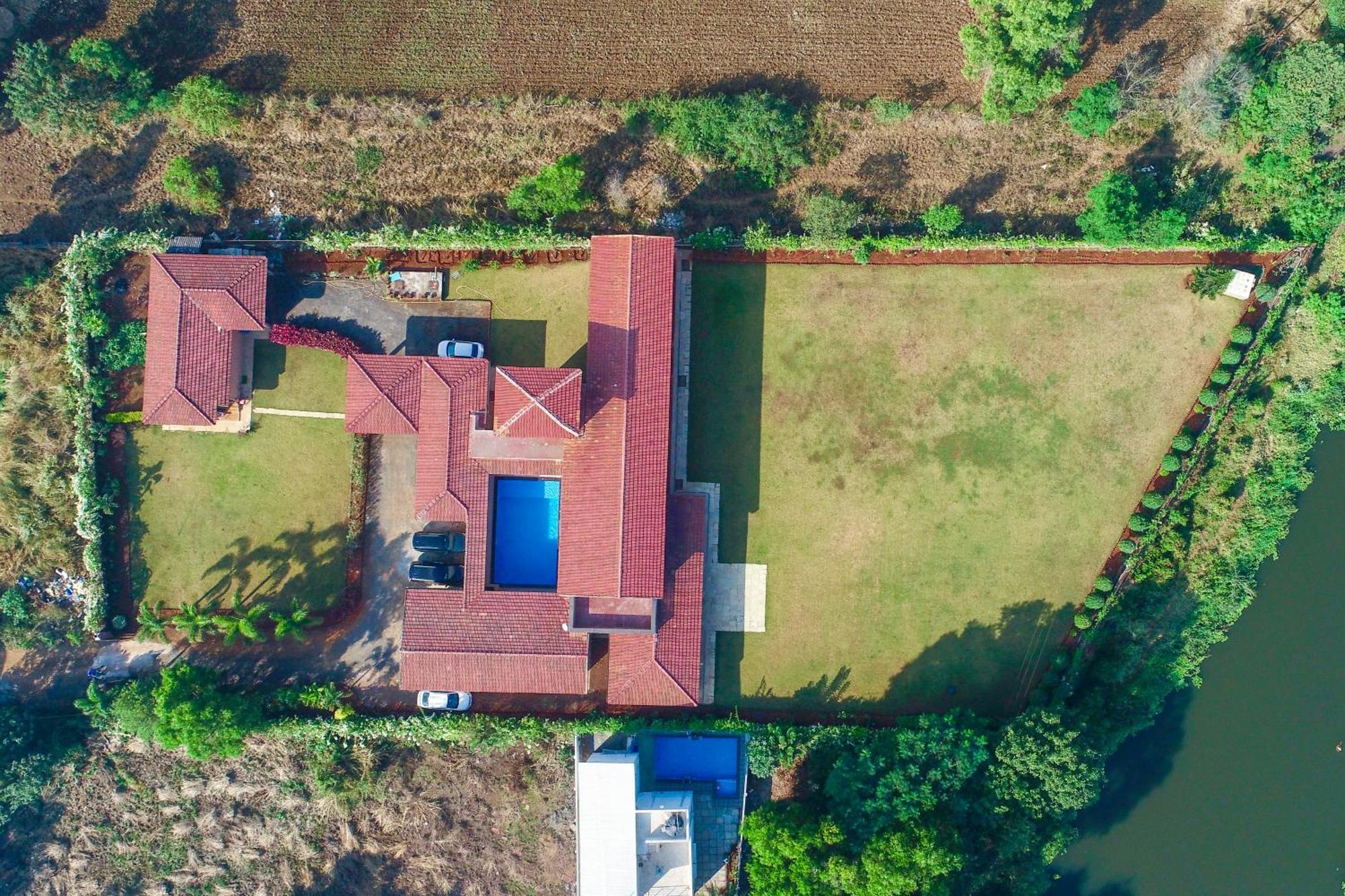 Villa White Stallion à Lonavala Extérieur photo