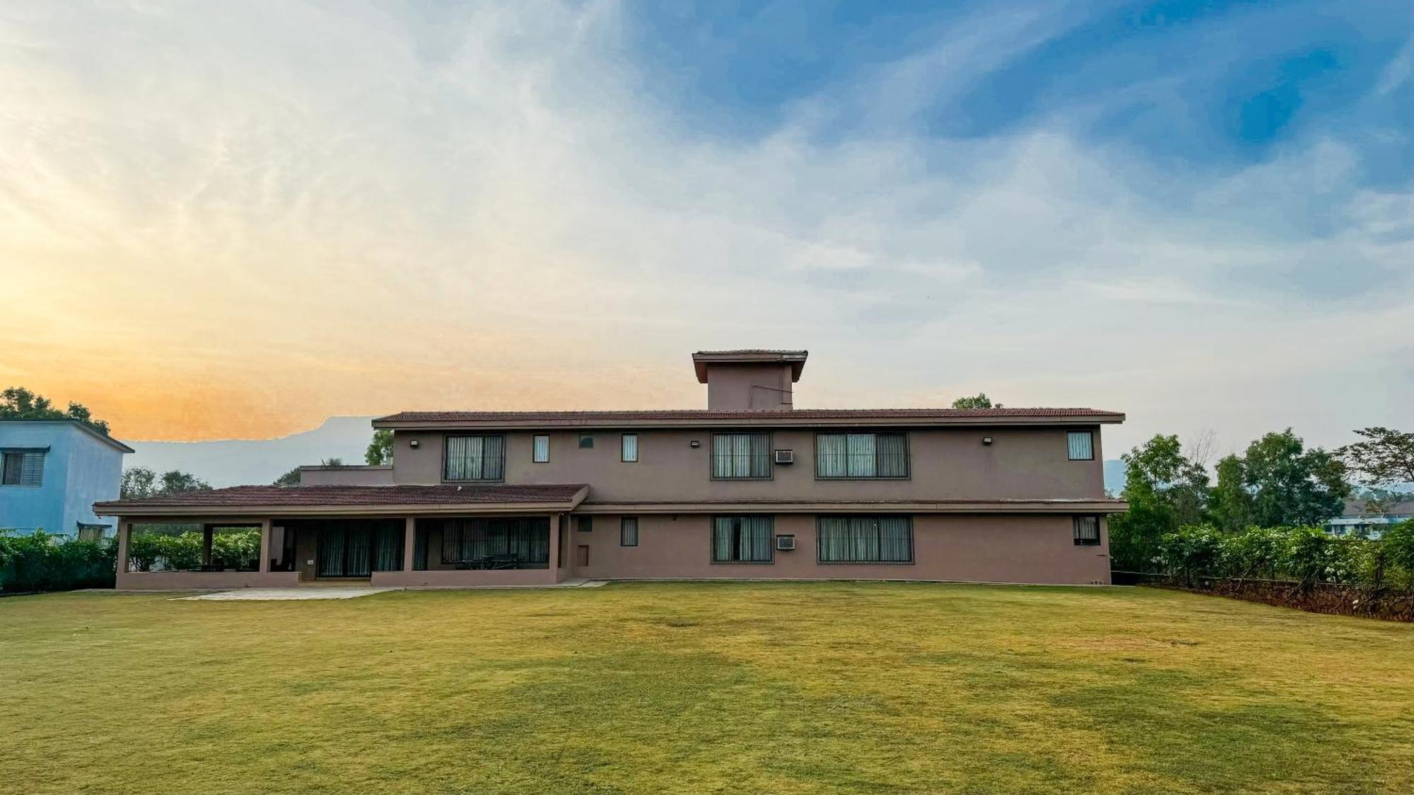 Villa White Stallion à Lonavala Extérieur photo
